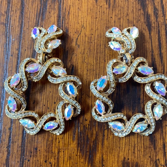 THELMA DEUTSCH EARRING: Crystal Borealis Marquis Stones & Rhinestone set in gold - Picture 1 of 6